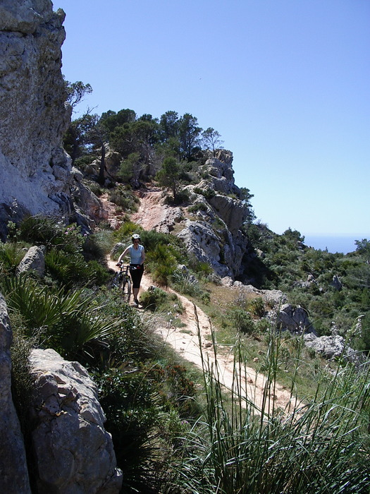 Abfahrt/-stieg nach Sant Elm